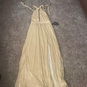 Gold shimmer halter tie top maxi lulus dress. Size L. NWT.